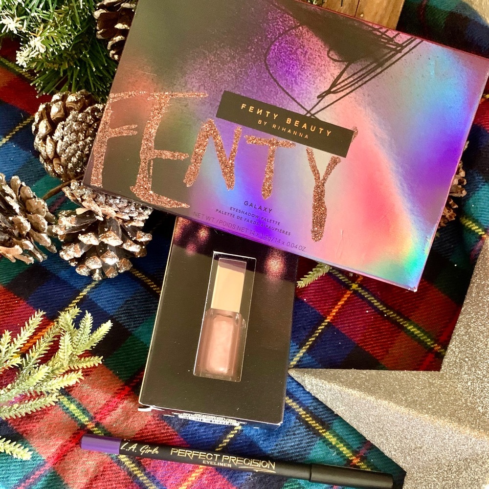 Fenty Beauty lip gloss